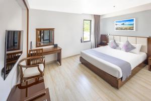 Cat Ba Paradise Hotel - Sky Bar & Massage