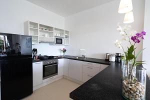 2Br Seaview Apartment, Long Beach, Lanta Sport Resort 304