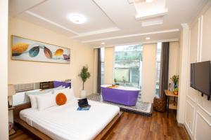 Quy Hung Hotel Central