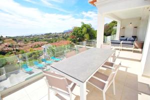 El Olivo - villa with stunning views and private pool in Benissa