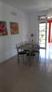 Casa El tonelero con jardín y piscina privada