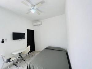 Mini Departamento Real del Country Playa Alberca