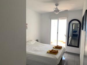 Holiday House Benidorm -sea view-roof terrace-swimming pool-