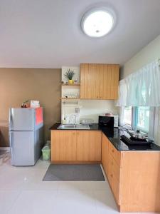 KhaoYai Treescape Retreat คอนโดบ้านชลธารเขาใหญ่ 2 ห้องนอน 2ห้องน้ำ 88ตารางเมตร ถนนธนะรัชต์