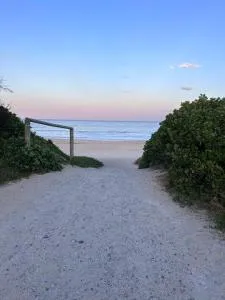 Bluemoon Getaway - Middle Camp