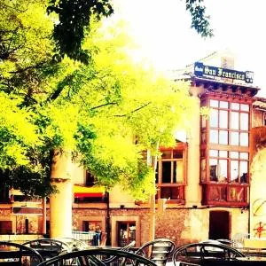 圣弗朗西斯科旅馆 - Fuentes de Cuéllar