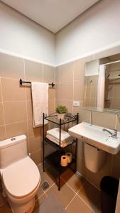 CozyCoastStay by APPLETRAVELBEYONDPH