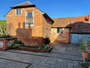 Annex at Southfields in idyllic Hampshire village - Sherfield on Loddon