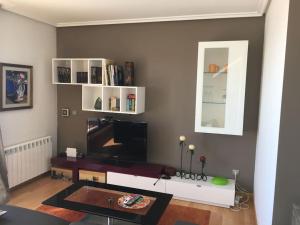 Atico, Piscina, AC, WI-FI y Parking Gratis, Gran Terraza, VUT 47-79