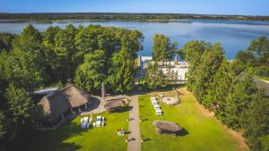 Dom Wypoczynkowy "Pod Strzechą" w Giewartowie