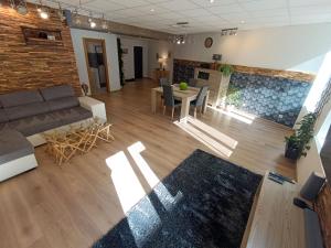 Appartements Spacieux loft de 105 m² en hyper centre d-Epinal : photos des chambres