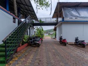 Madpackers Goa Anjuna - Bar
