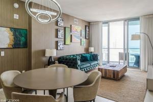 Lyfe Residence Building - Private apts over the beach