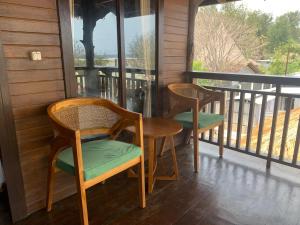 QPelagos Sunset Bungalow