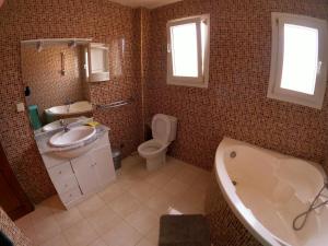 Villa La Palma 1, Imi ouaddar