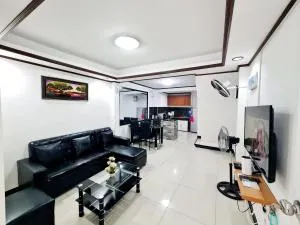 Calapan City Fully Furnished House Transient near XentroMall L39 - Sablayan