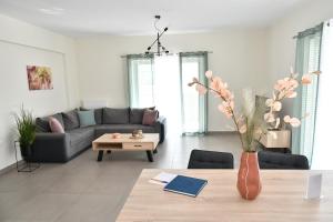 90° - Ninety Degrees