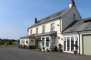 Melorne Farm Guest House - 卡姆尔福德