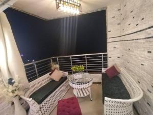 شقه فاخره على الكورنيش للعائلات فقط