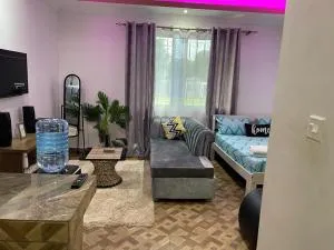 Syntax Eunia studio apartment - Tezo