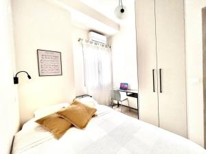 Modern 3BR Flat in Athens Center