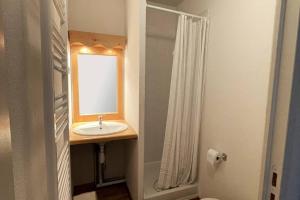 T3 duplex Super Besse, parking, piscine, wifi