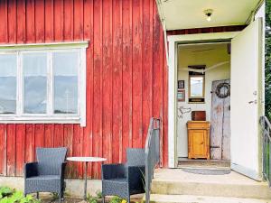 4 person holiday home in MARIESTAD-By Traum
