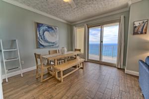 Spectacular Gulf front Condo with Beach and Picnic Area Access - Unit 1406