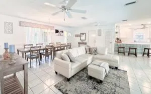 Waterfront Getaway with Pool! - Lighthouse Point