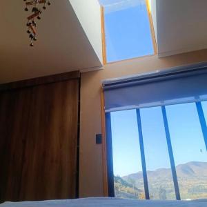 Cabaña, quincho, piscina y hermosas estrellas