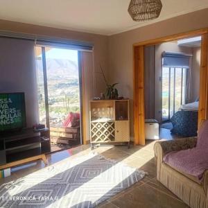 Cabaña, quincho, piscina y hermosas estrellas