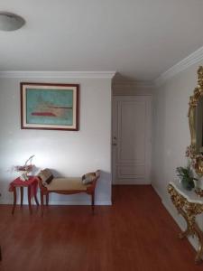 Apartamento Empresarial La Carolina zona comercial