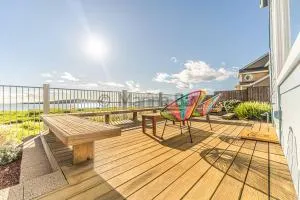 Waterfront Home on the San Francisco Bay - Point Richmond