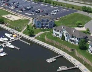 Serenity on the Shores - 波蒂奇