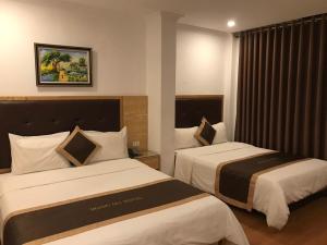 Royal Hotel - Yên Xá HN - by BAY LUXURY