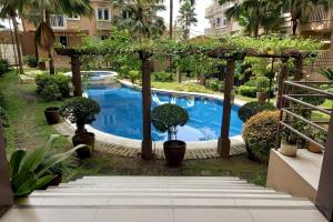 CB Homestay 2BR Unit Taguig Self-Check-In & Wi-Fi