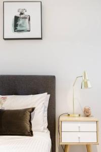 Chasing Skylines - Chic & Contemporary Living