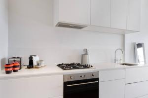 Chasing Skylines - Chic & Contemporary Living