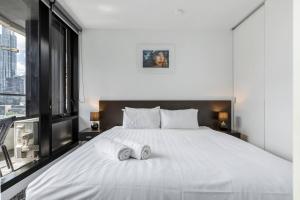 Katherine Place - Modern and Central Balcony Pad