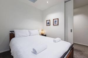 The Nook - A Prime Location to Explore Melbourne