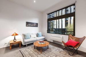 The Nook - A Prime Location to Explore Melbourne