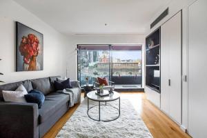 City Living Made Easy on Swanston St with Parking