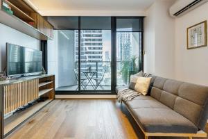 Flagstaff Chic - A Refreshing Balcony Retreat