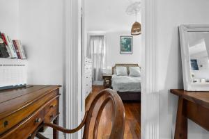 Pocket of Petersham - A Stylish Inner-West Retreat