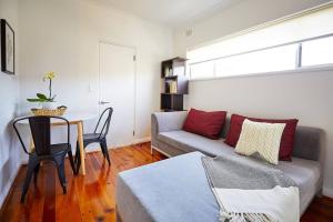 Easy Esperanza - Compact Indoor-outdoor Living