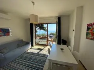 Apartment with terrace and garden with a sea view - Duino