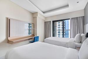 ALiving Luxury 2BR I Paramount Towers, Business Bay- 6106