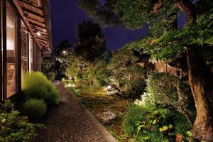 Kanazawa Seiren Le Lotus Bleu