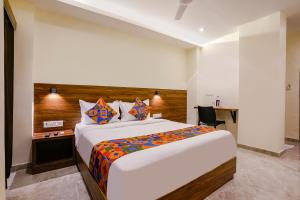 Via Antlers - Nr Boriwali