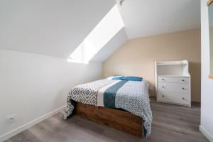 Appartements Maison 4 ch, ideal deplacement pro, parking, renove : photos des chambres